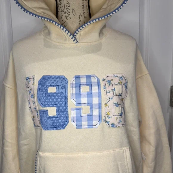 Altar'd State 1998 Patchwork Floral Gingham Hoodie Cream Blue Size XS NWT - Picture 3 of 8